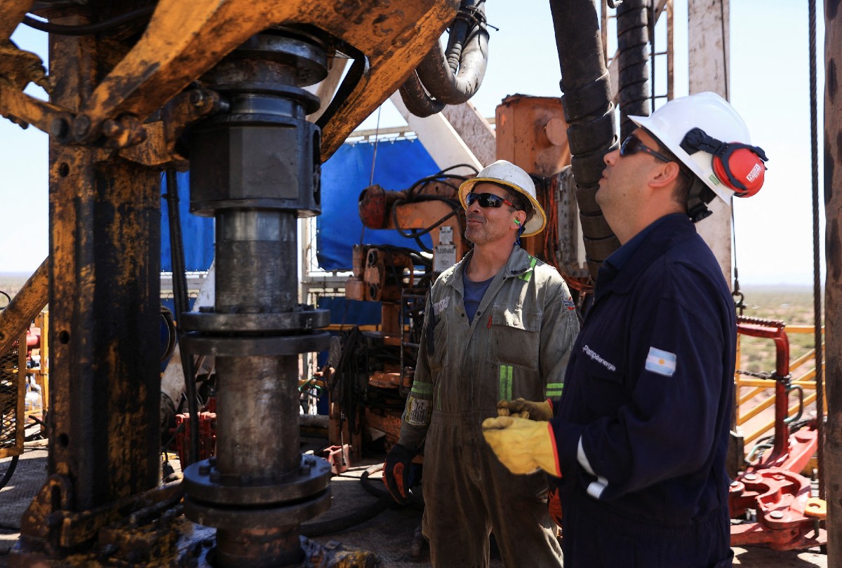 argentina shale 1200x810