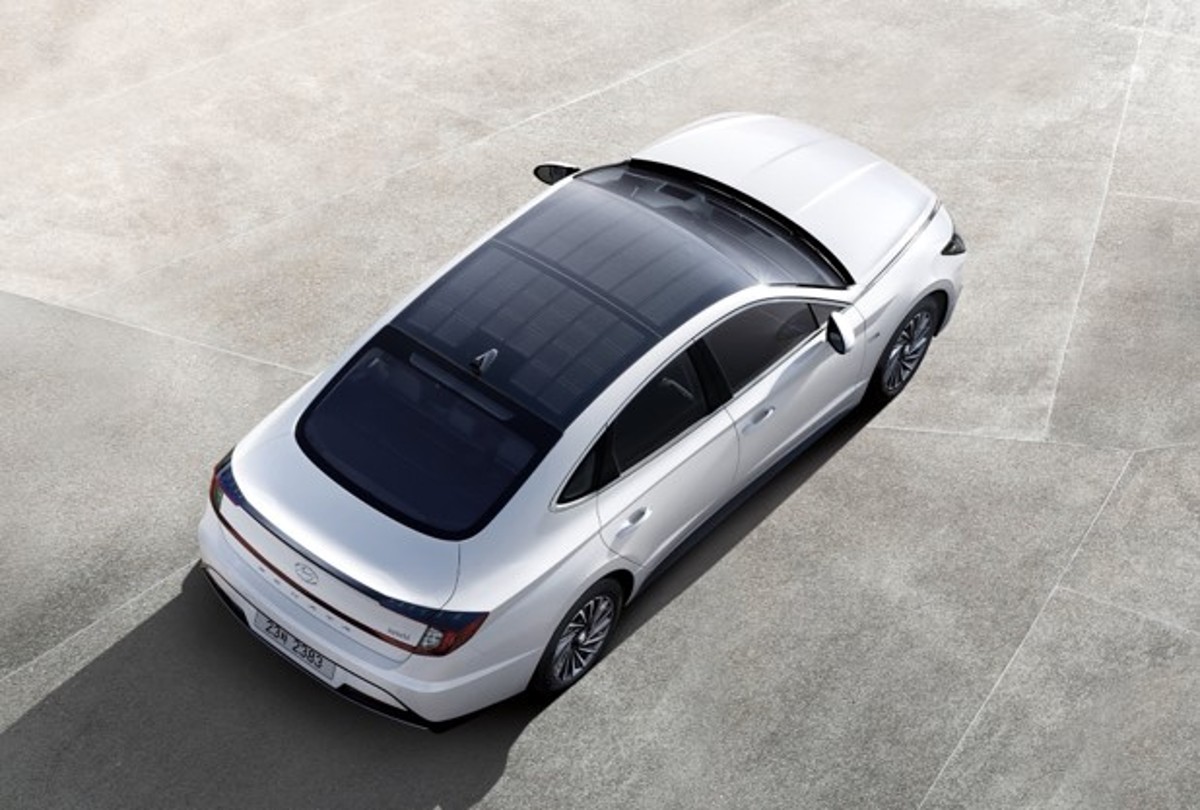 ev solar roofs 1200x810