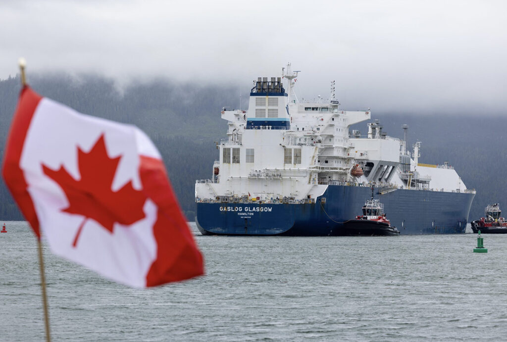 lng carrier canada flag 1200x810