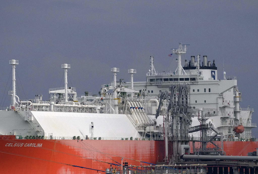 lng tanker in demand 1200x810