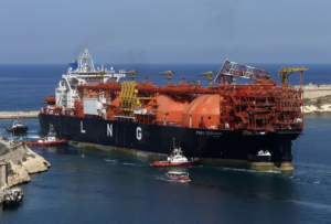 FILE PHOTO - The Offshore LNG regasification terminal, the FSRU Toscana, is towed into Valletta's Grand Harbour July 1, 2013. REUTERS/Darrin Zammit Lupi