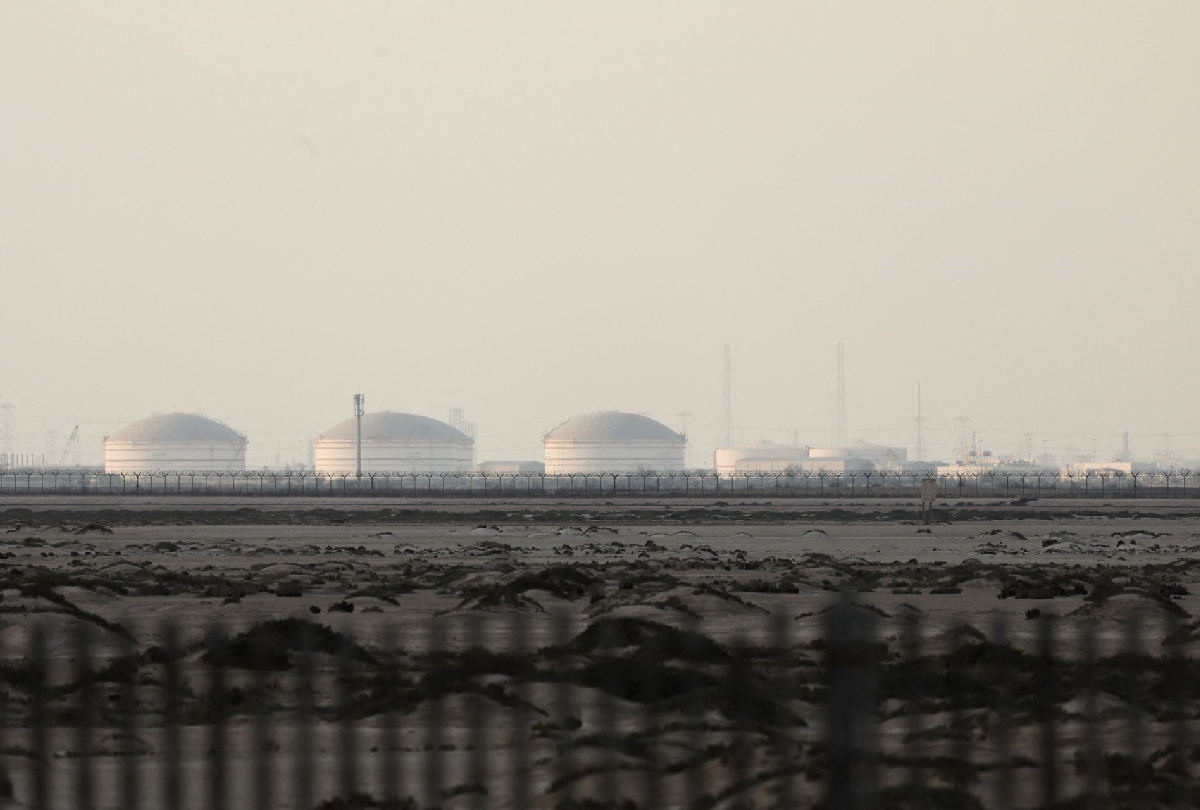 qatar lng facility 1200x810
