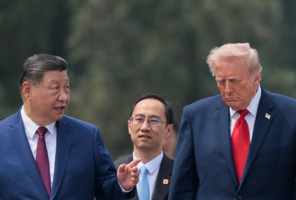 trump xi walking 1200x810